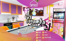 Capsule Springfield - Balnéo -Sauna - Billard